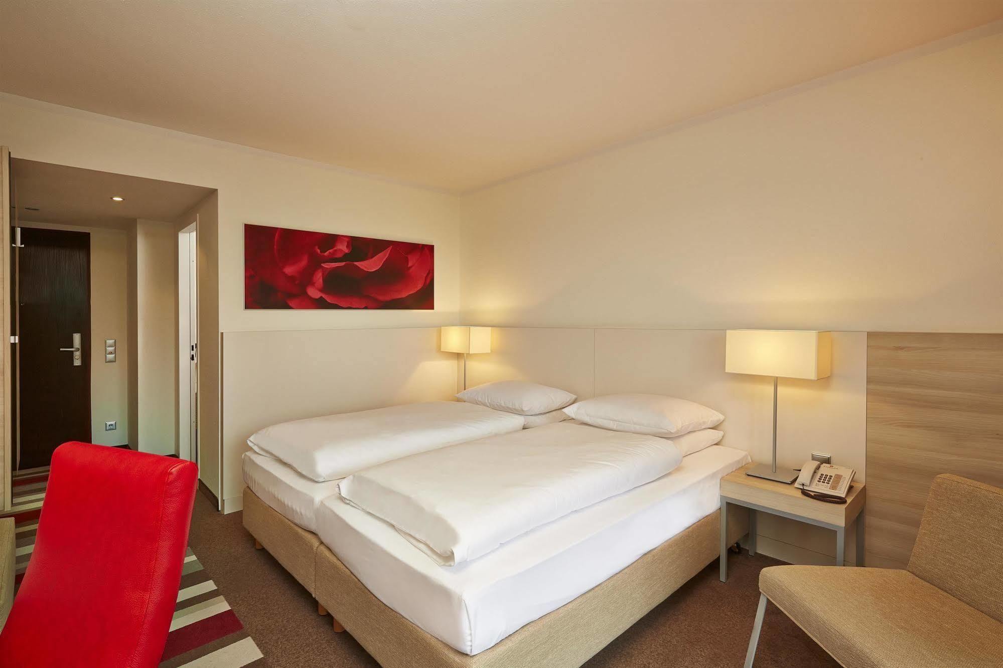 H+ Hotel Bad Soden Bad Soden am Taunus Exterior photo